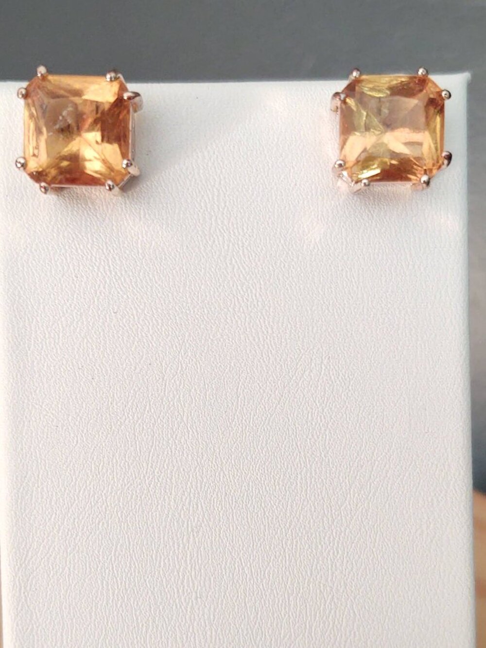 Oversized pale cognac beaded square earrings